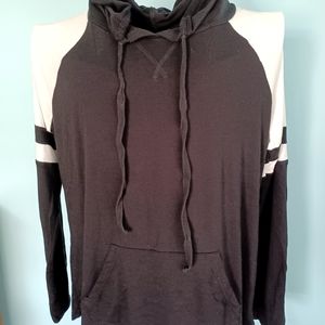 EUC Pink Rose Brand Black & White Lightweight Hoodie - Womens' Size Medium